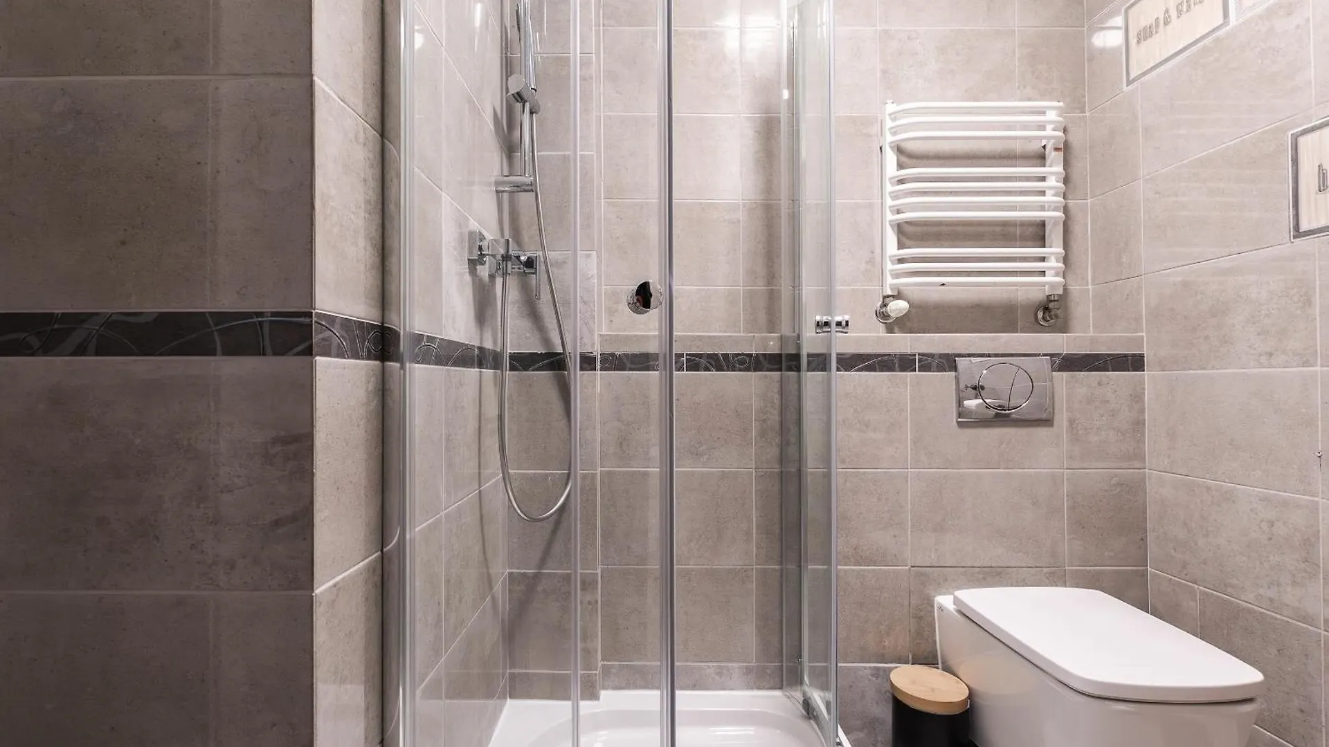 Glow Apartments - Apartament Ogarna 107 Zacisze Danzica 0*,